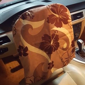 Steering Wheel Cover Hawaiian Print.